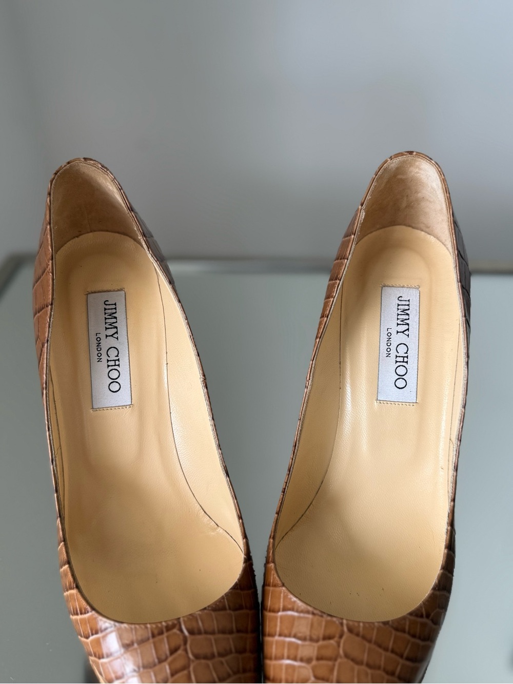 Jimmy Choo Brown Love Crocodile Embossed Heeled Pumps $895 39 - Picture 9 of 9